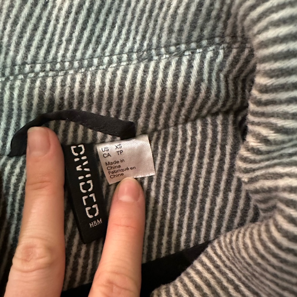 H&M jacket XS - Picture 3 of 5